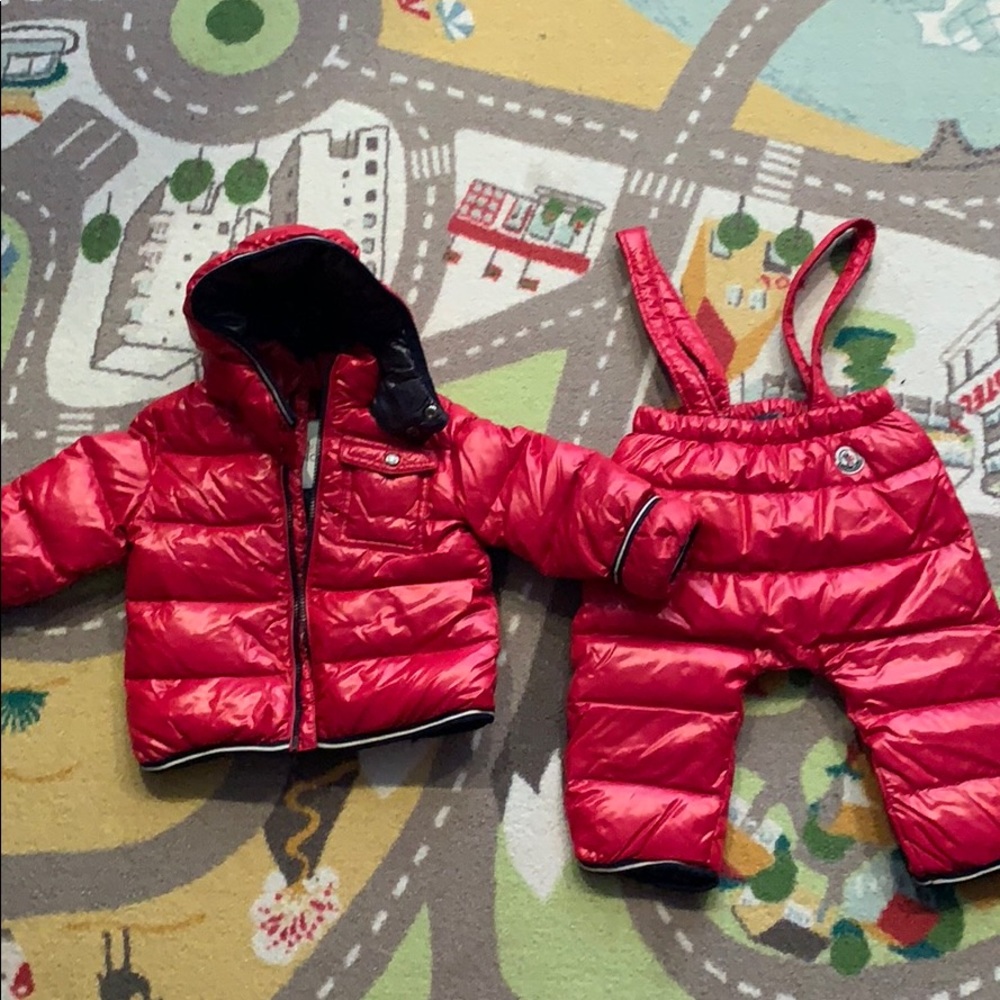 Moncler 2 piece Snowsuit Size 12-18 month